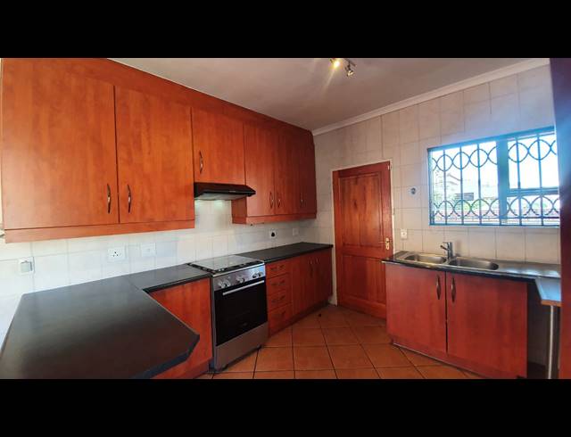 3 BEDROOM SECTIONAL TITLE FOR SALE IN NEW MARKET
